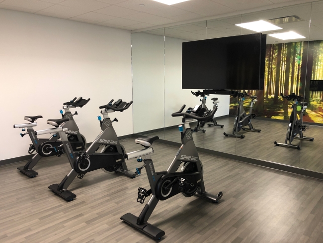 Fitness Center , Yoga Studio
One Mid America, Suite 130